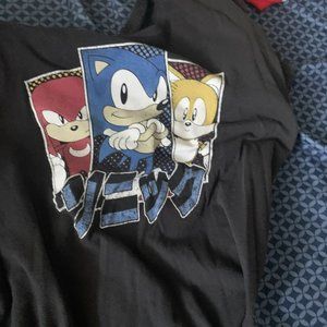 Sonic the Hedge Hog T-shirt